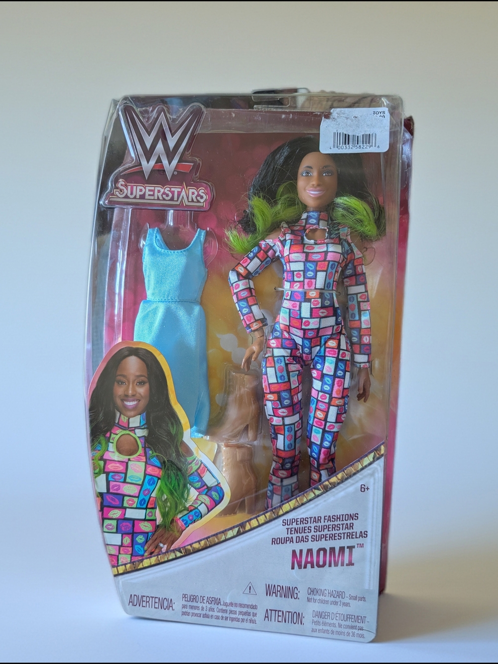 Mattel WWE Superstars Naomi Fashion Doll – New in Box – Collectible